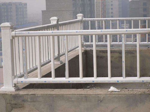 PVC陽臺護(hù)欄 PVC陽臺護(hù)欄