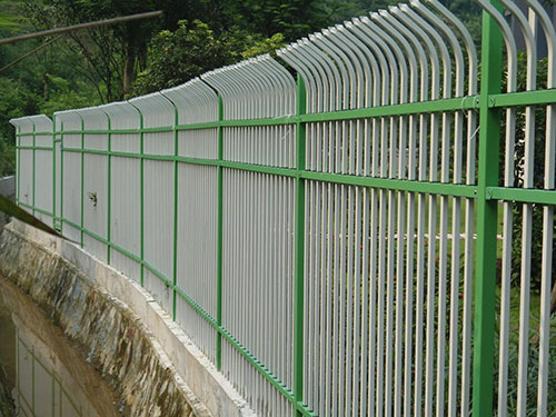 花園鋅鋼護(hù)欄 花園鋅鋼護(hù)欄